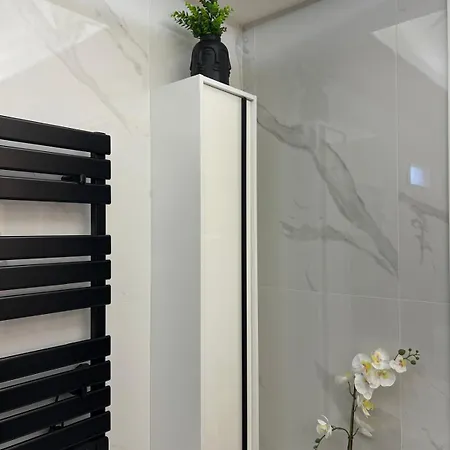 House 度假居 *